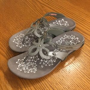 Cushe Silver Shasta Sandal - Size 10 / EU 41